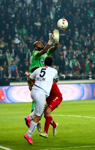KONYASPOR KUPADA ÇEYREK FİNALDE 20
