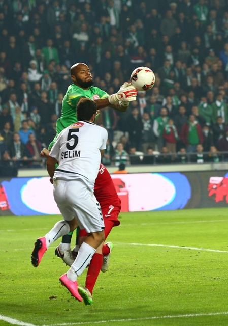 KONYASPOR KUPADA ÇEYREK FİNALDE 21