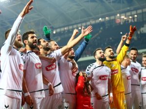 KONYASPOR KUPADA ÇEYREK FİNALDE