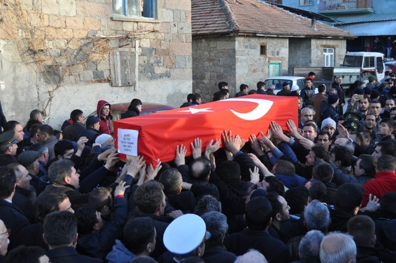 Şht. Deniz Yüzbaşı Fatih Yaşar'a son görev 48