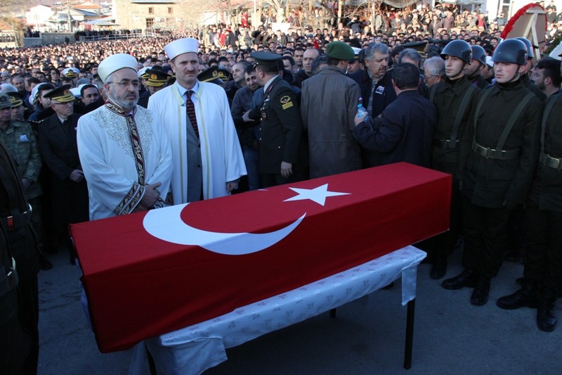 Şht. Deniz Yüzbaşı Fatih Yaşar'a son görev 51