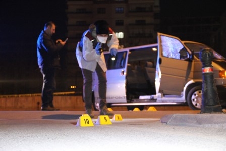Konya’da iki kişi sokak ortasında öldürüldü 8