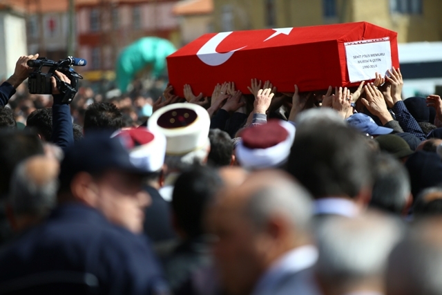 Konyalı şehit son yolculuğuna uğurlandı 1