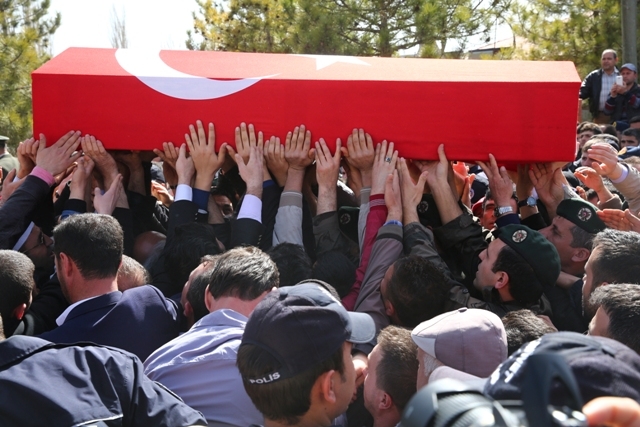 Konyalı şehit son yolculuğuna uğurlandı 17