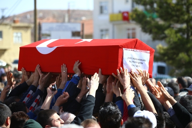 Konyalı şehit son yolculuğuna uğurlandı 2