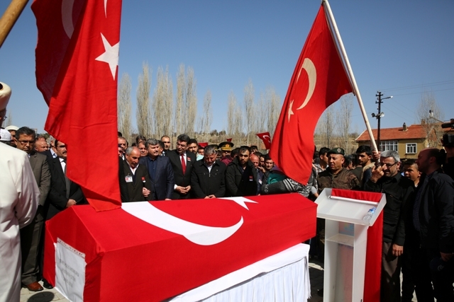 Konyalı şehit son yolculuğuna uğurlandı 21