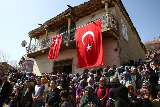 Konyalı şehit son yolculuğuna uğurlandı 33