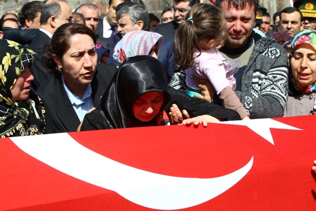 Konyalı şehit son yolculuğuna uğurlandı 7