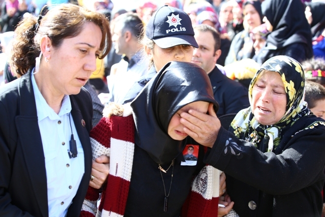 Konyalı şehit son yolculuğuna uğurlandı 9