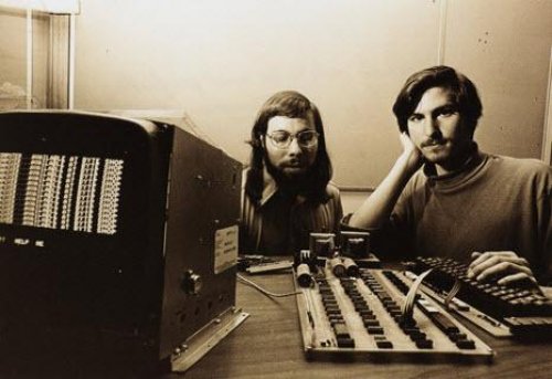Doğumundan bugüne Apple 6