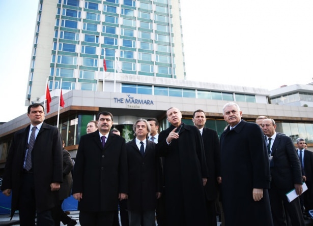 Cumhurbaşkanı Erdoğan Taksim’de 12