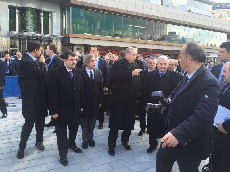 Cumhurbaşkanı Erdoğan Taksim’de
