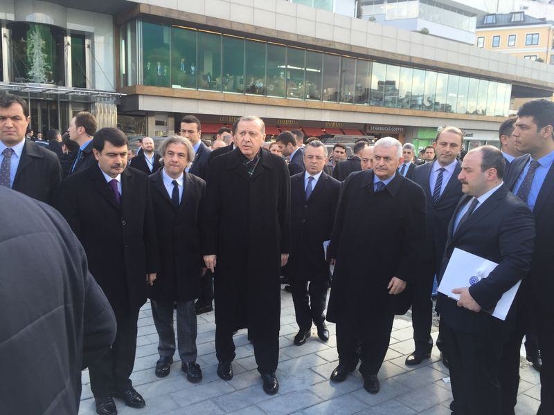 Cumhurbaşkanı Erdoğan Taksim’de