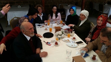 Küçükbezirci ve Halıcı yaşgününü kutladılar