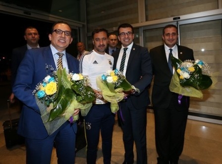 Fenerbahçe kafilesi Konya’ya geldi 9
