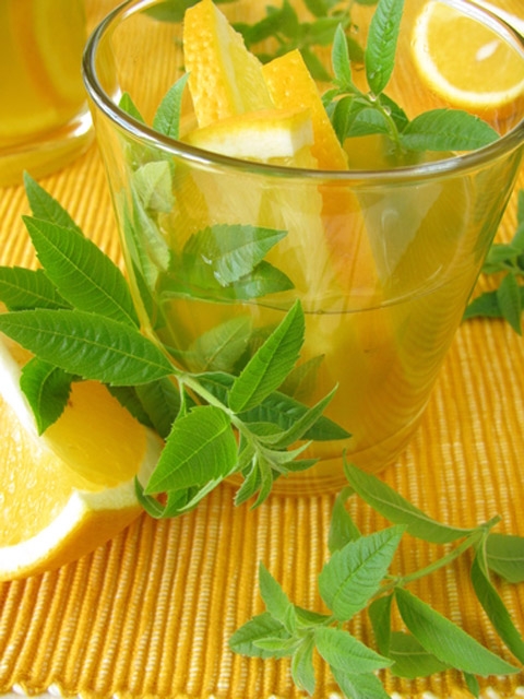Limonlu su içmek için 20 sebep 20