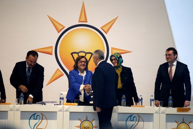 AK PARTİ 2. OLAĞANÜSTÜ KONGRESİ 141