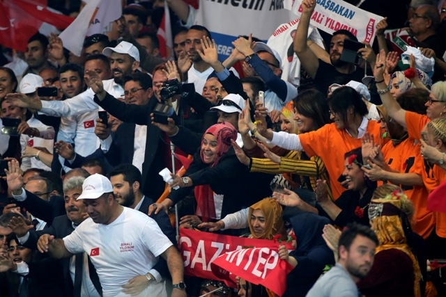 AK PARTİ 2. OLAĞANÜSTÜ KONGRESİ 78
