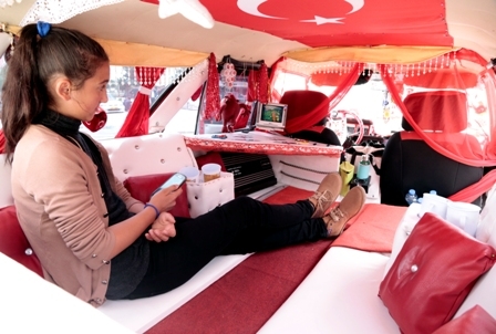 Otomobilini "Kartal Palas"a çevirdi 13