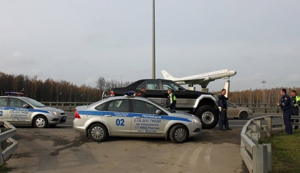 Rus mühendis hurdadan canavar icat etti 26