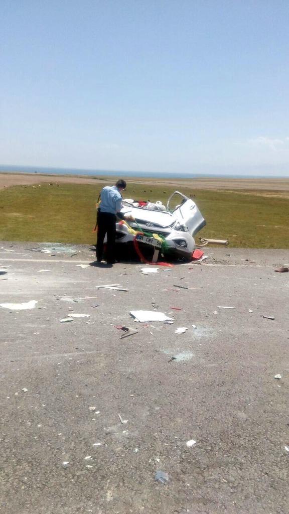 Düğün konvoyunun mutluluğu yarım kaldı: 20 yaralı 17