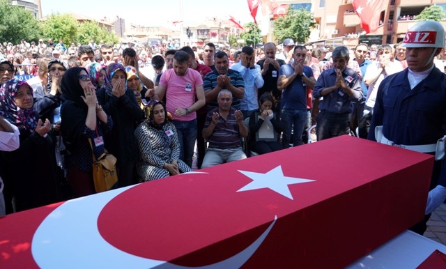 Konyalı şehit son yolculuğuna uğurlandı