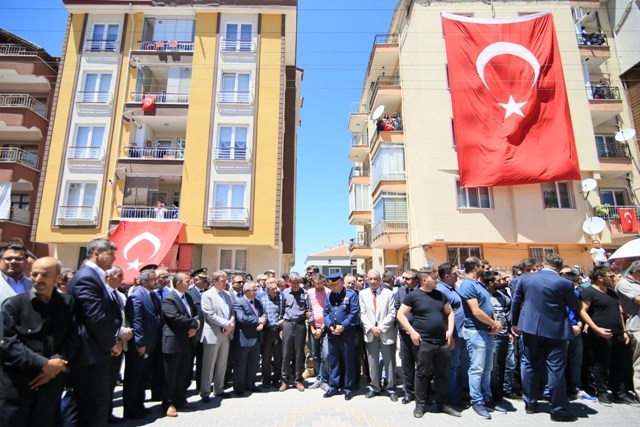 Konyalı şehit son yolculuğuna uğurlandı 10