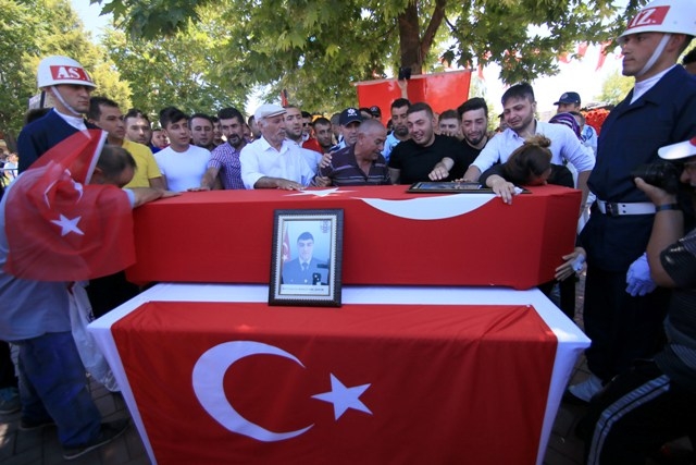 Konyalı şehit son yolculuğuna uğurlandı 16