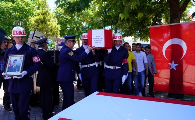 Konyalı şehit son yolculuğuna uğurlandı 23