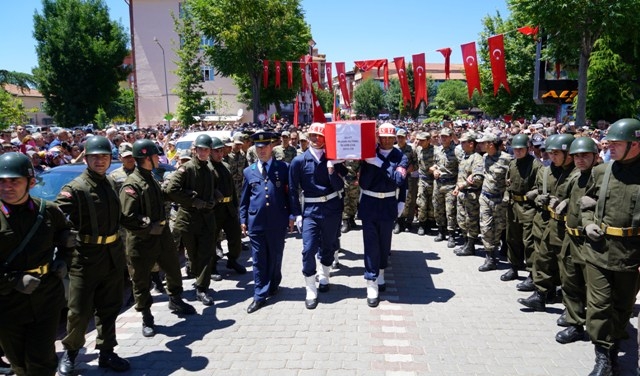 Konyalı şehit son yolculuğuna uğurlandı