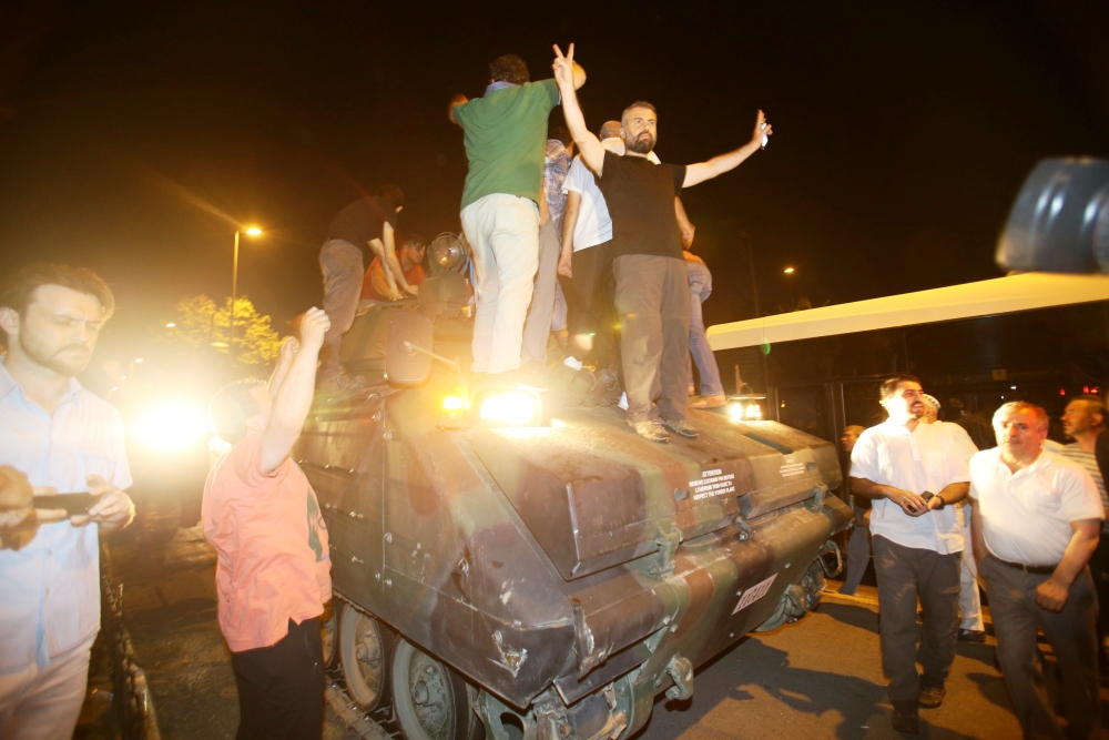 MİLLET DARBEYE GEÇİT VERMEDİ 116