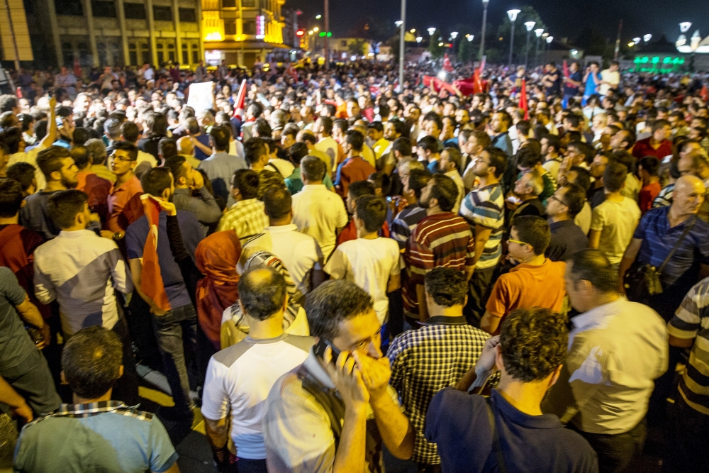 MİLLET DARBEYE GEÇİT VERMEDİ 28