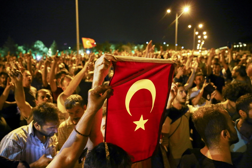 MİLLET DARBEYE GEÇİT VERMEDİ 57