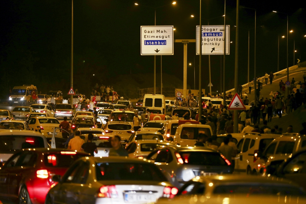 MİLLET DARBEYE GEÇİT VERMEDİ 60