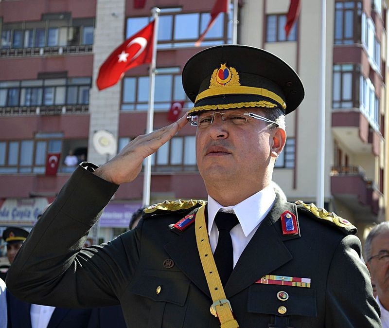 İşte tutuklanan komutanlar 1