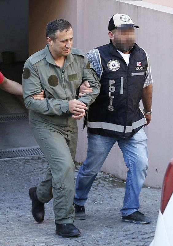 İşte tutuklanan komutanlar 14