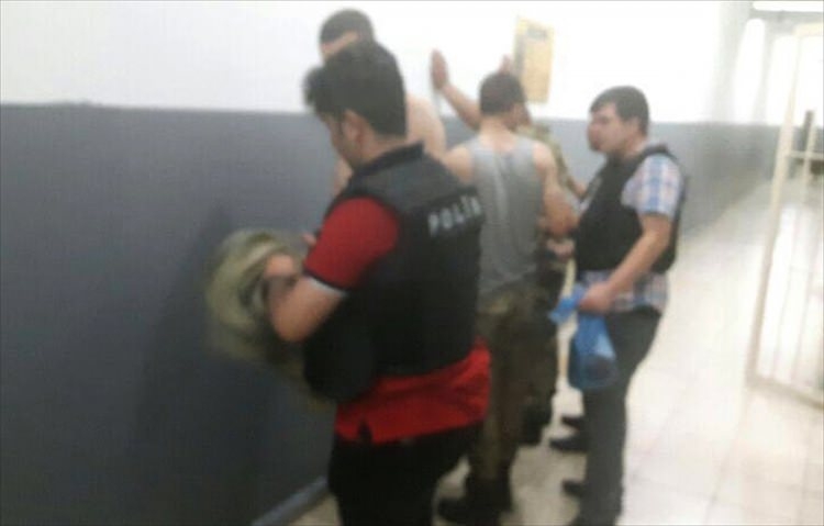 İşte tutuklanan komutanlar 52