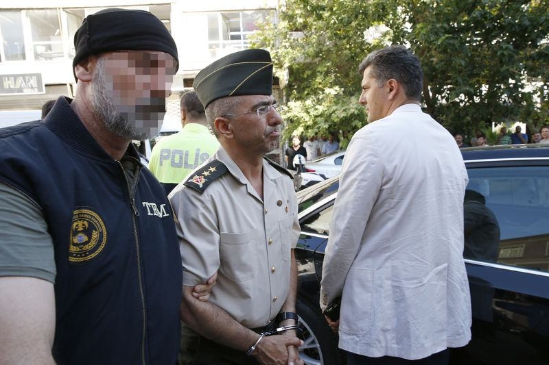 İşte tutuklanan komutanlar 8