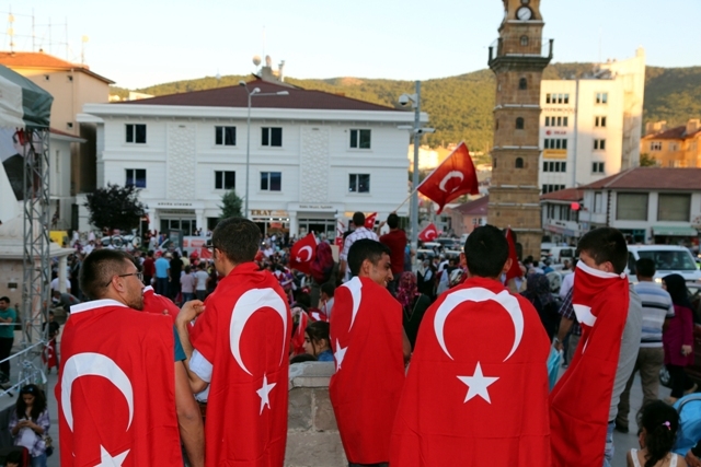 Konya'da darbe girşimine tepkiler 33