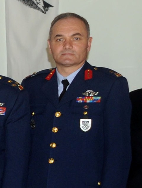 İŞTE DARBE GİRİŞİMİNDE GÖZALTINA ALINAN GENARELLER 71