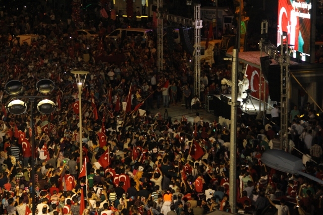 Konya'da demokrasi nöbeti 13