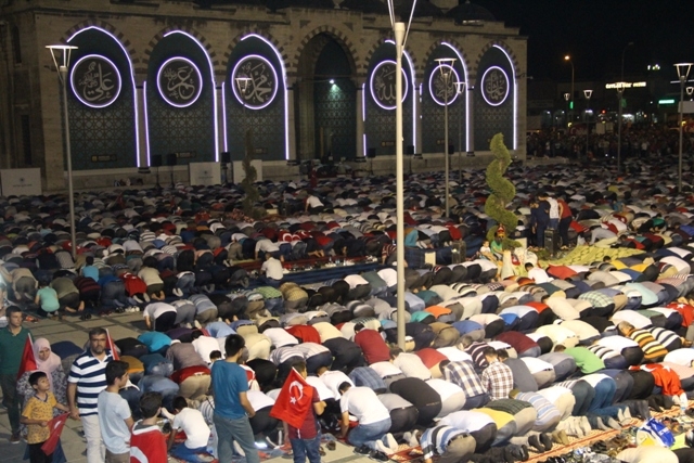 Konya'da demokrasi nöbeti 19