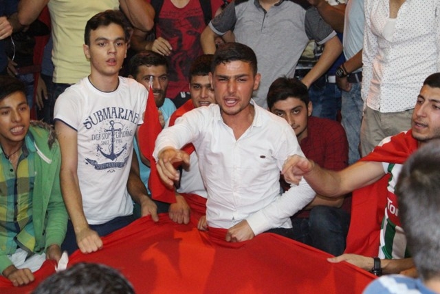 Konya'da demokrasi nöbeti 35