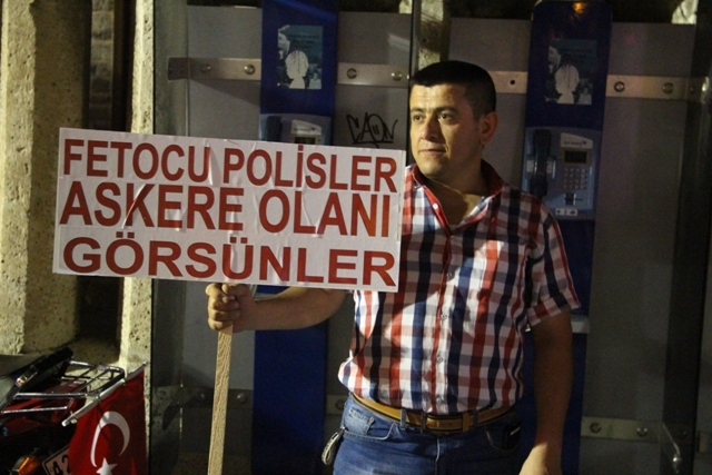 Darbe Karşıtı Pankartlar 10
