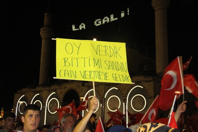 Darbe Karşıtı Pankartlar 2
