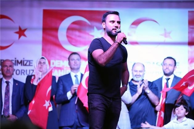 Ünlülerden Kızılay nöbeti 11