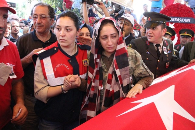 Şehit J. Uzm. Çvş Hamdi Karagöz toprağa verildi 33