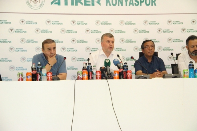 Hora imzayı attı 12