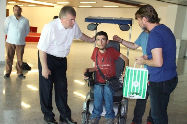 Hora imzayı attı 2