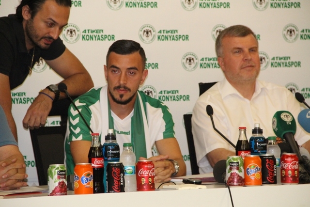 Hora imzayı attı 25